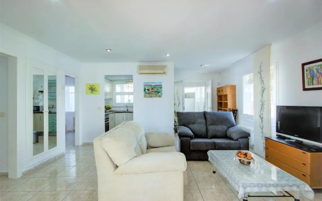 Casa Villa Requesens 139- Barneda Premium