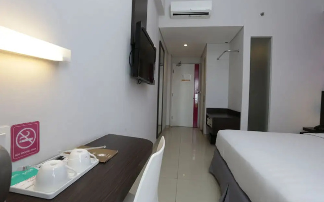 RedDoorz Plus near Mall Bali Galeria