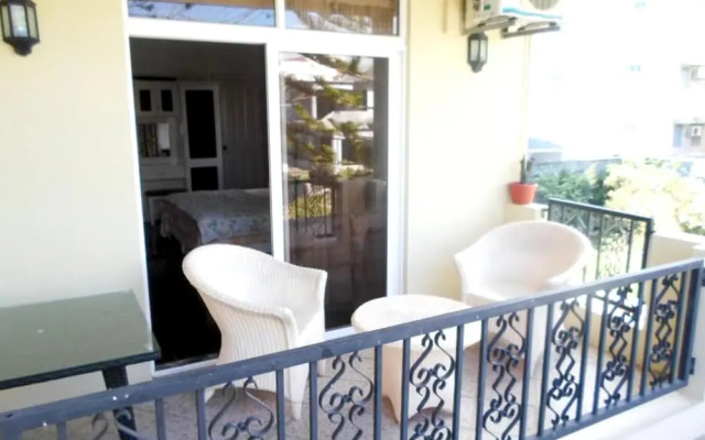 Studio in Trou-aux-biches, With Wonderful City View, Furnished Balcony