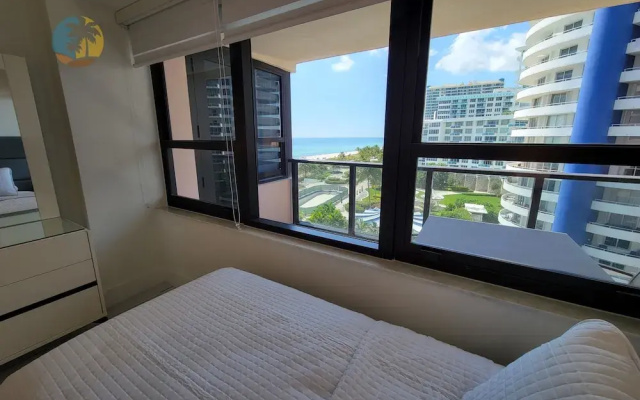 Alexander 903 4 Bedroom Apts
