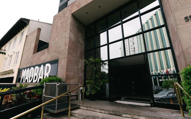 Luoxo Hotel