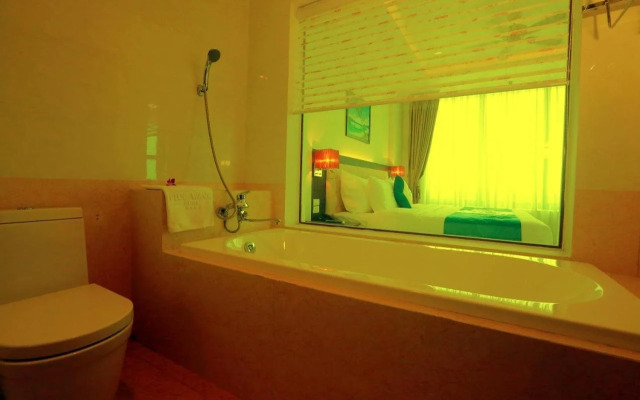 Blue Wave Hotel
