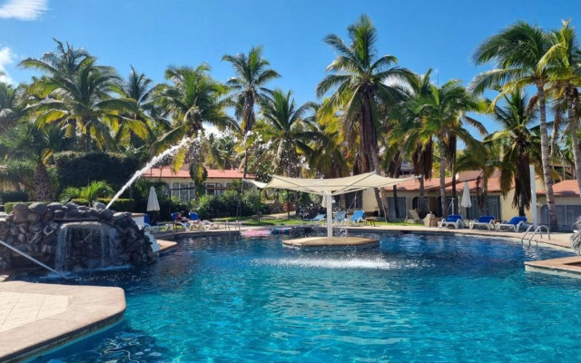 Buena Vista Oceanfront & Hot Springs Resort