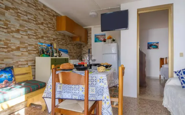 Local Bi Profumo Di Mare 30 Meters From The Sea