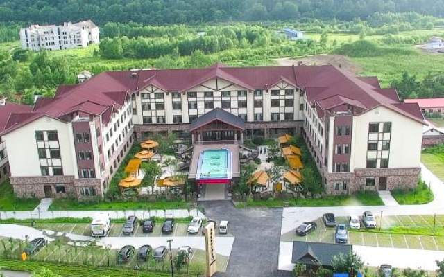 Changbai Mountain Tianmu Pengrui Hot Spring Hotel