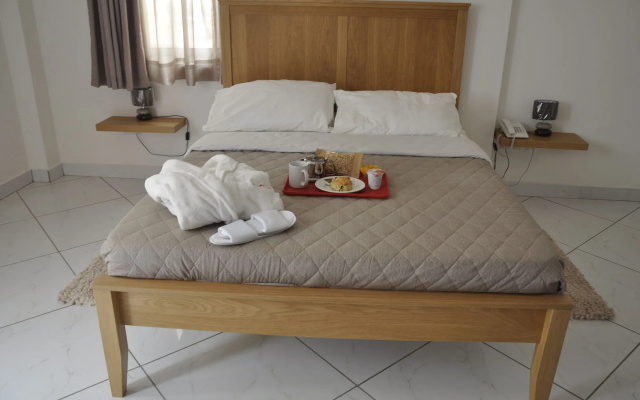 Le Suites Serviced Apartments