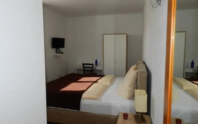La Chacra Pension