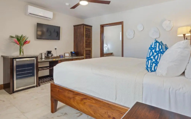 Sirenian Bay Resort - Villas & All Inclusive Bungalows