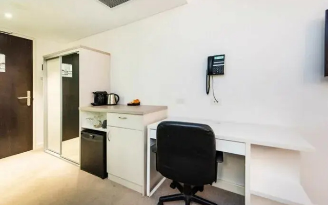 The Nest - Bright Space on Newcastle St with Roof Terrace