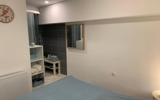 N6 Apartment