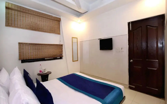 Hotel Oak By OYO Rooms