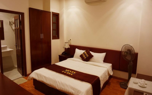Silver Hotel
