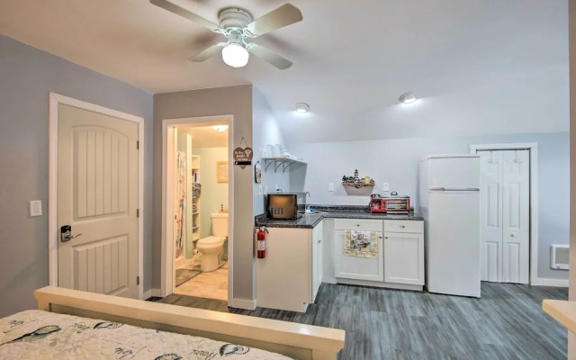 Charming Studio < 10 Miles to Wells' Beaches!