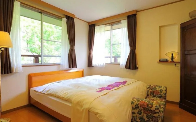 Petit Hotel C'est La Vie