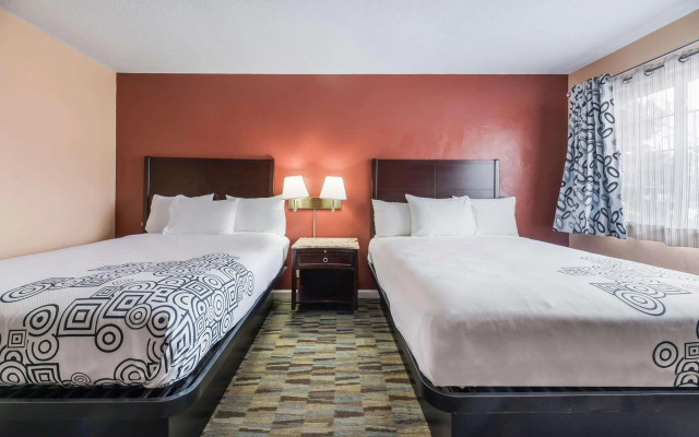 Rodeway Inn Modesto near Downtown