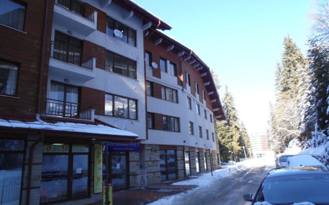 Апартаменты Royal House Apartments TMF вид на фасад