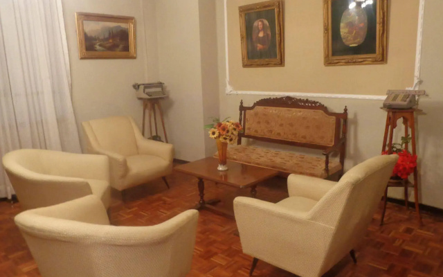Hostal Colonial