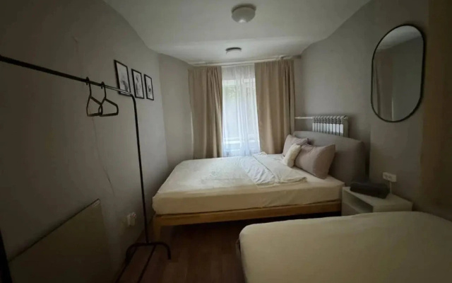 Guest house on Zhukovskogo 29
