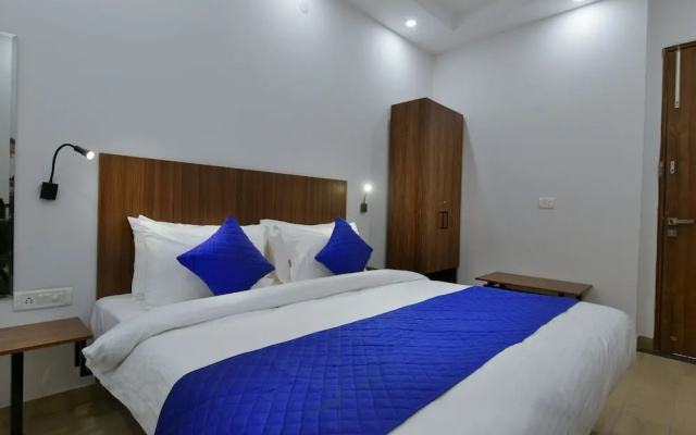 Hotel Admire Inn By F9 Hotels
