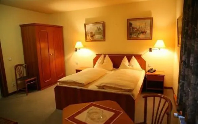 Altstadt Hotel Athos