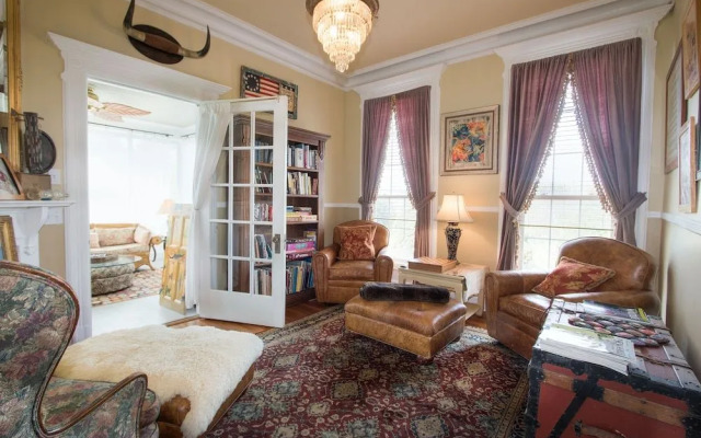 Shorecrest Bed and Breakfast