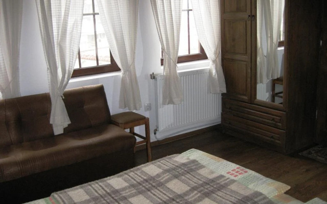 Chardaka Guest House
