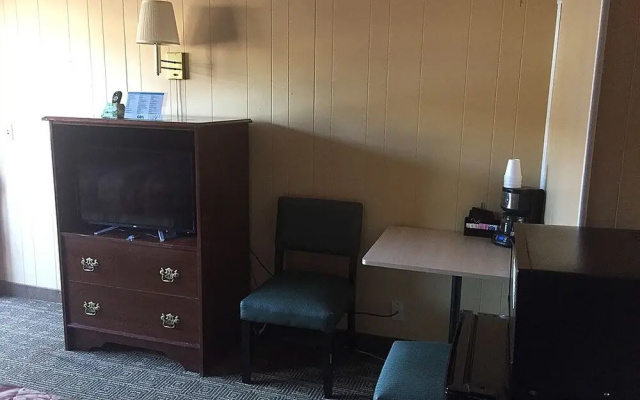 TownHouse Motel