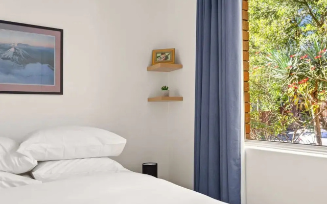 Beautifully Peaceful 2-bed Apartment
