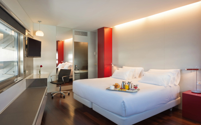 NH Collection Barcelona Constanza