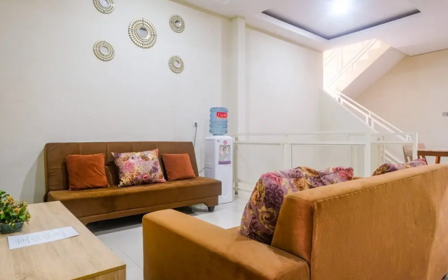 RedDoorz near Malang Creative Center