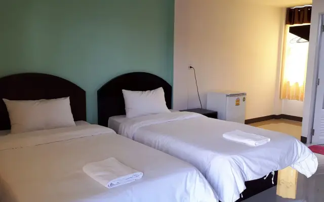 Nan Green View Hotel
