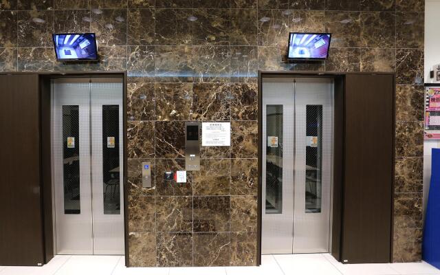 Отель Toyoko Inn Toyama eki Shinkansen guchi No.2 Тояма вид на фасад