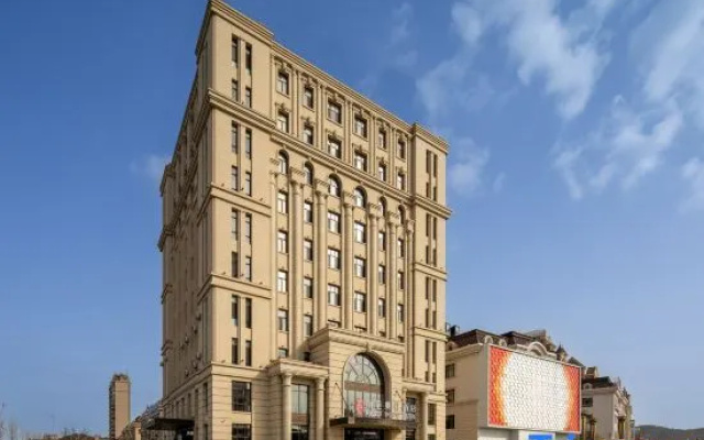 Rezen Dong Hotel (Zhuanghe Wanda Plaza)