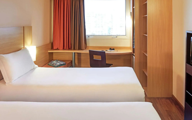 ibis Sao Carlos