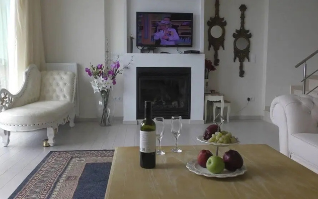 Villas Beach Front Gouves 3 Bedroom Beach Front Villa Mary