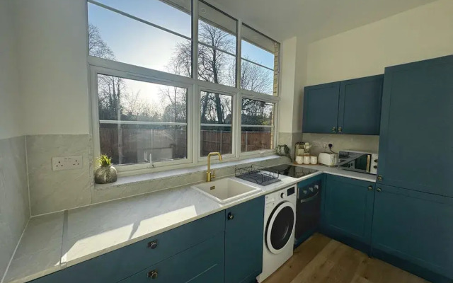 Louisville Flat 3 in Newmarket