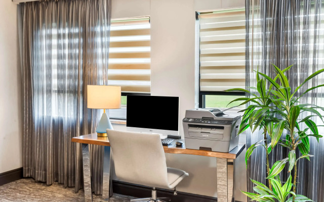 Best Western Oswego Hotel