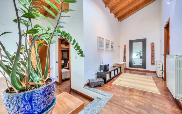 Miralago Lake View & Private Garden