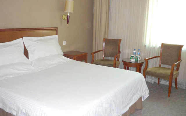 GreenTree Inn Shanghai Jiangpu Business Hotel