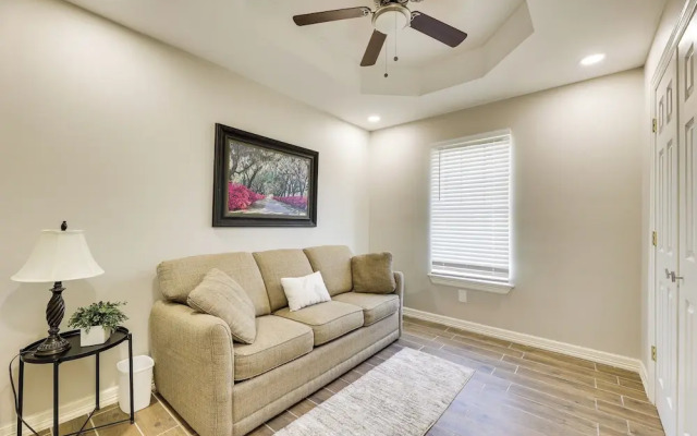 San Juan Home w/ Spacious Backyard Near Border!