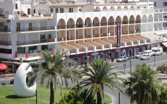 The White Apartments by Ibiza Feeling - Adults Only