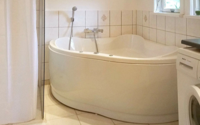 Luxurious Holiday Home in Hovedstaden With Hot Tub