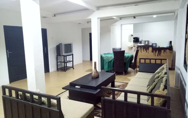 T-Rooms Homestay Bandara