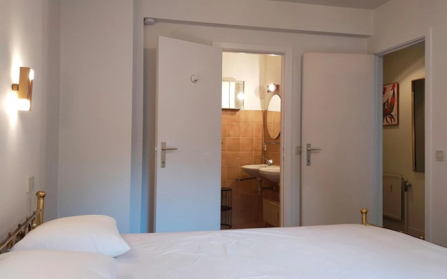 Beautiful Apartment in Knokke With 2 Bedrooms and Wifi