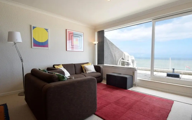 Coastal Comfort in De Haan