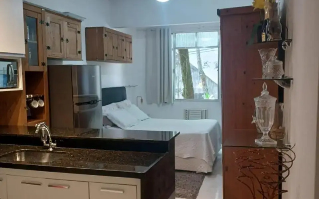 MI Casa, Su Casa - II - Lapa