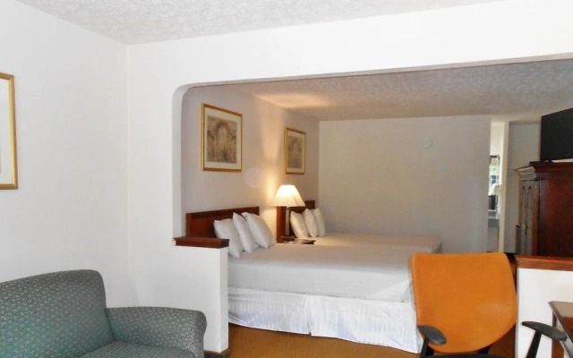 Americas Best Value Inn - Williamsburg/Lightfoot Area