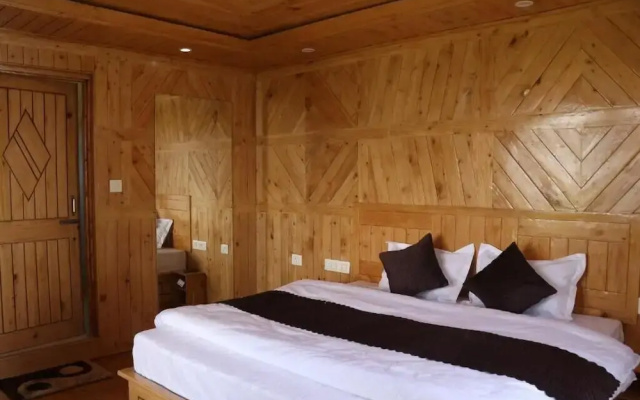 The OutHouse Forest View - Kalatop