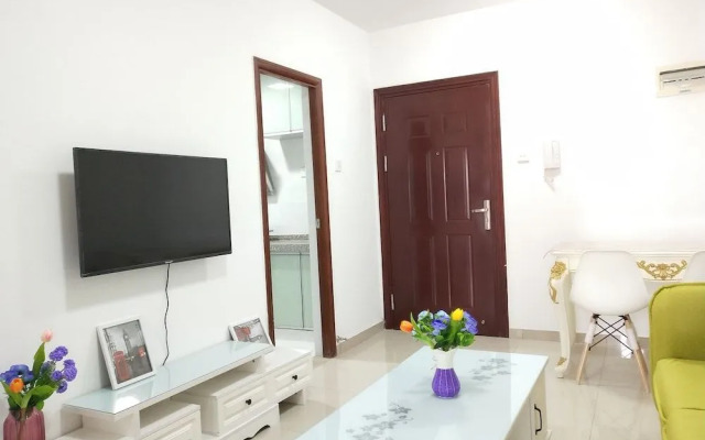 Gemmed Apartment