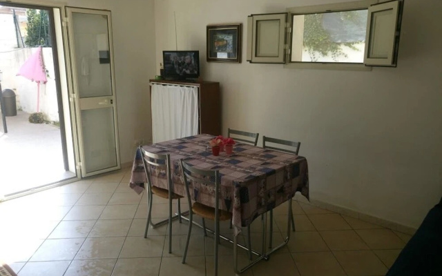 Studio in Lido di Noto, With Enclosed Garden and Wifi